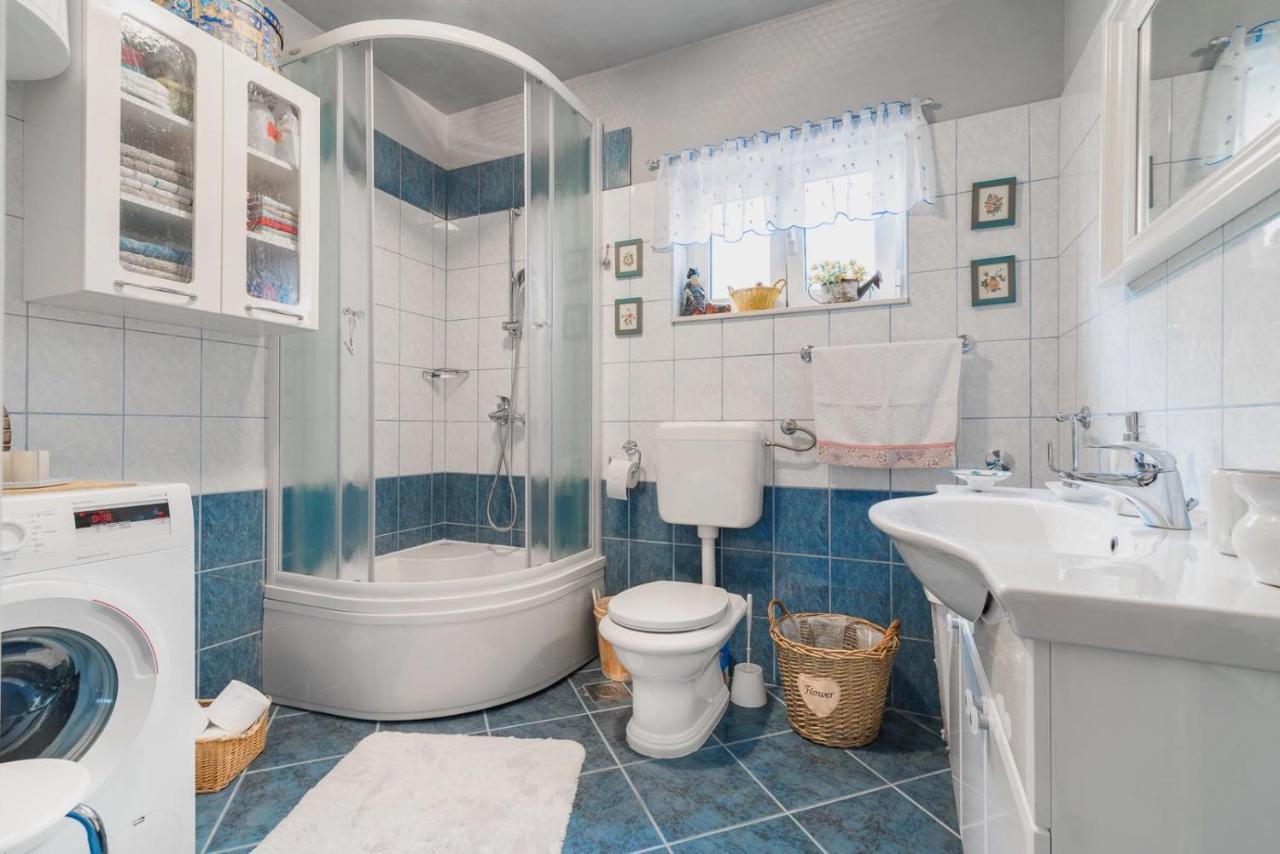 Idis Luxury Apartment Подстрана Экстерьер фото