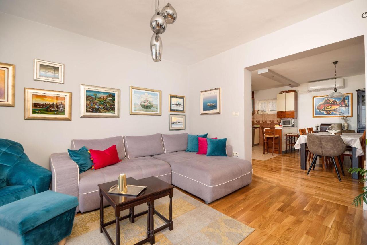 Idis Luxury Apartment Подстрана Экстерьер фото